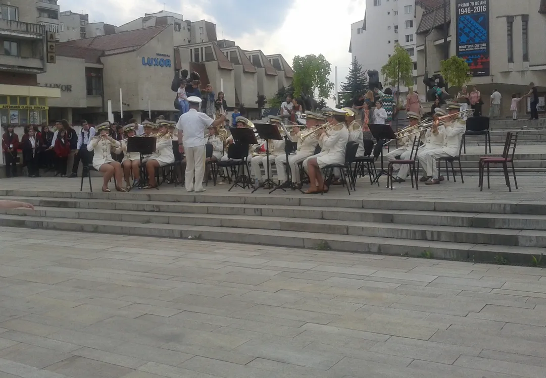 Poza